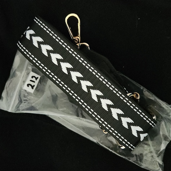 V-POWER guitar straps for crossbody use 1½ inches wide - Picture 9 of 14